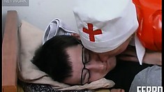 Cougary nurse gladly tends to a younger man's aching hard on